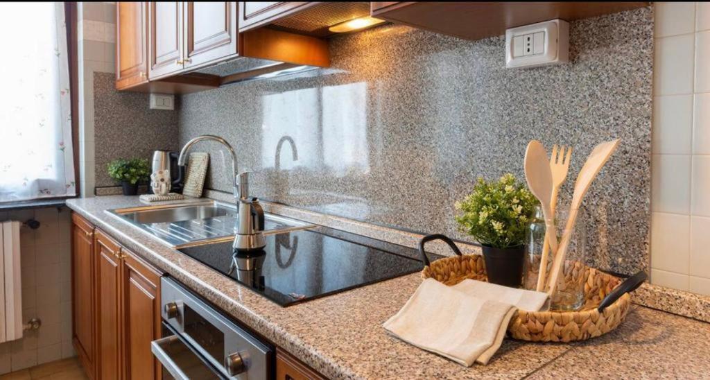 Como Diamond Apartment Lipomo 外观 照片